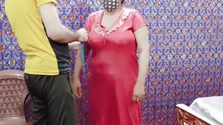 Indian Tailor Boy Seduces and Hard Fucked with Desi Hindi Bhabhi