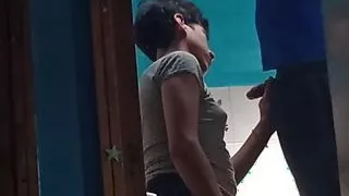 Este me vino arreglar la luz y luz termino conmigo