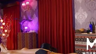 Model Media Asia- Big Butt Masseur