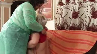 When Two Fat Lesbians Start Fucking It Looks Like They Are Ready to Go