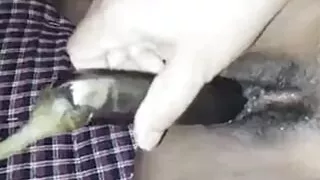 Desi indian aunty hairy pussy fingring alone at home