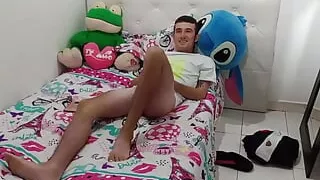 I masturbate with my stepsister's thongs in her room