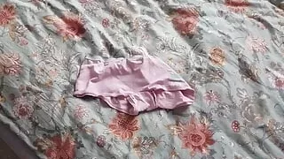 Jerking off in my stepdaughter room