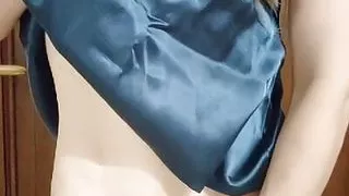 Arianna striptease.... great bodu