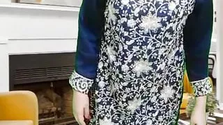 Muslim girl fingers her dripping pussy Desi Sexy Wife Showing Big Boobs On Video Nasty