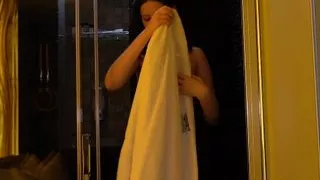 Den Rocket fucks Margo Von Teese - Trailer