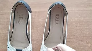 Cum in moms sandals