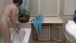 My stepsister filmed herself in the bathtub touching her pussy like she wants to finger