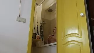 My ex's naked session in the bathtub