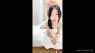 chinese teens live chat with mobile phone.990