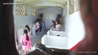 chinese girls go to toilet.306