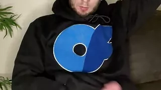 Onlyfans model Tussin_t cums for you after work at Walmart