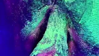 I painted my pussy with UV colors! and squirted afterwards