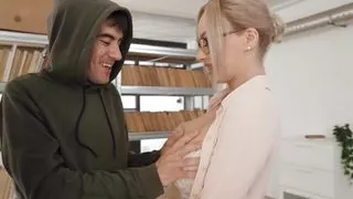 Curator Helps Check Out Your Cock Reality Kings