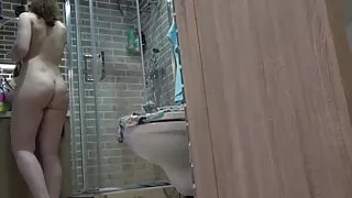 high definition  homemade video of my nude girlfriend freshening up in the bathroom