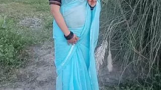 The neighbor had fucked with Bhabhi. Summoned from the flower garden.
