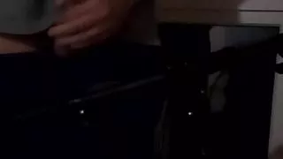 I like to jerk off on the landing