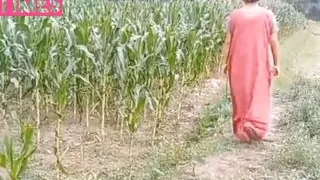 Young Guy Fucks Sexy Mature Housewife Secretly From Her Husband.