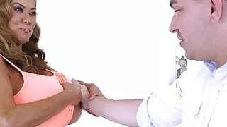 When Minka is your neighbor...