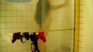 Hot German slut riding a hard pecker in the kitchen