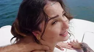 JMac Invites Valerica Steele Aboard To Hang Out But Soon They End Up Fucking - REALITY KINGS