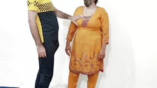 Sexy Pakistani Aunty Romantic Sex with Boy