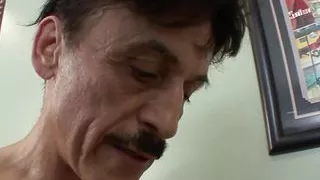 Brunette with amazing ass rides her stepdad's cock on the couch