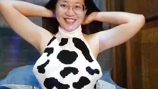 Hot sexy asian pinay horny girl in her room