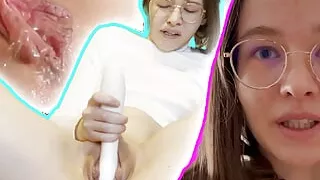 SQUIRTING 18yo TEEN with HUGE LABIA