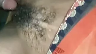 Desi wife ki saree me chudai chut ki majedar