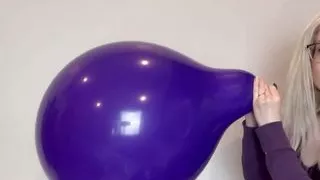 Blow to Pop Fun! A 17'' Tuftex and 18'' Sempertex!