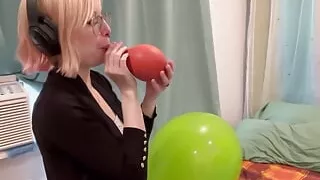 Blowing up Three 17'' Tuftex Balloons then Lighter Popping them!