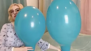 Same 14'' Balloon, 1 Pre-Stretched and 1 New (1 blow to pop, 1 nail to pop)