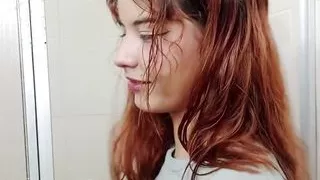 Bathing with My Stepsister - Porn in Spanish