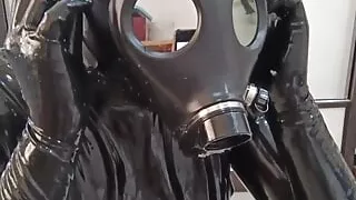 dildo deepthroat under the GasMask