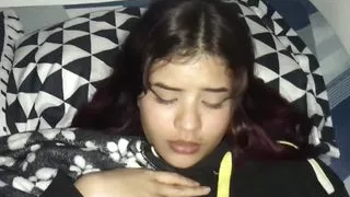 Petite Latina Naked in Her Room Gives Me Some Delicious Blowjobs and Swallows the Milk-porn in Spanish