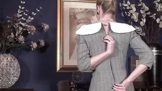 Busty British MILF Cougar Holly Kiss Enjoys a Filty Office Wank in Nylons