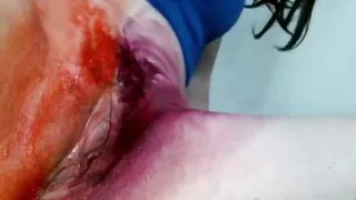 How to Use Lipstick on My Lips Pussy