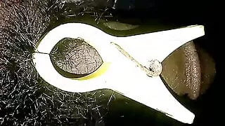 desi ladka ne muth mara raat ko