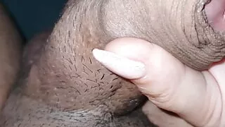 Can I handjob your dick please ???