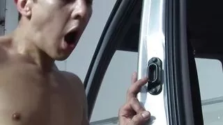 Savannah Gold joins a threesome with Francesca after a car wash