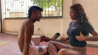 Mi Hermanastra Y Yo Jugamos En El Porche De Casa Alos Retos Calientes