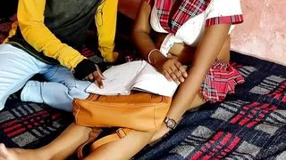 Padosi uncle fucked school girl - hindi audio