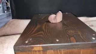 Ball Crushing Table Fullweight Ballcrushing with Blueish Sandals