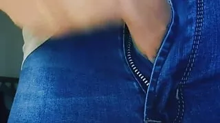 Quickly jerked off at work in jeans.