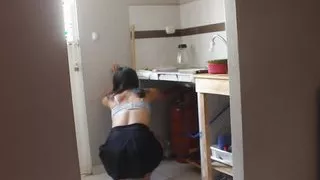 My cousin hates washing dishes, so the deal is to let herself be fucked in exchange for me washing the dishes.