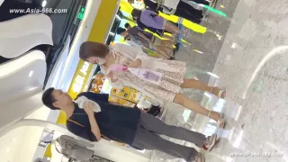 peeping chinese amateur upskirt.159