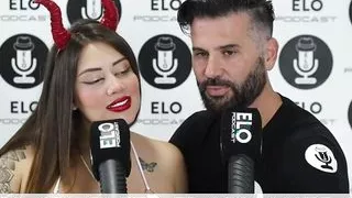 Sara Blonde Sucks The Creamy Banana