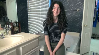Silki Smith introduces herself in her bathroom