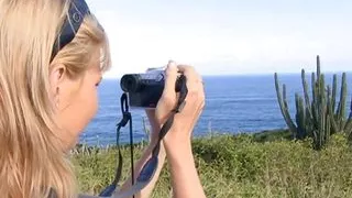 Slut thanks a stranger for his help with a fuck